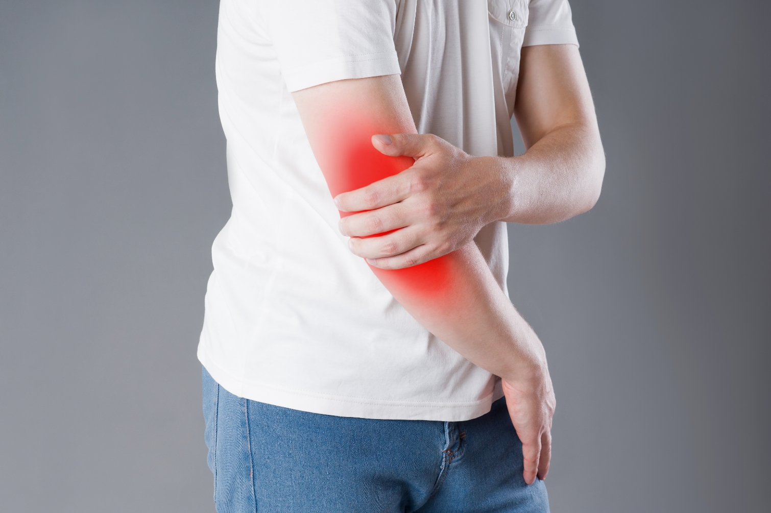 person har problem med höger arm person har problem med höger arm