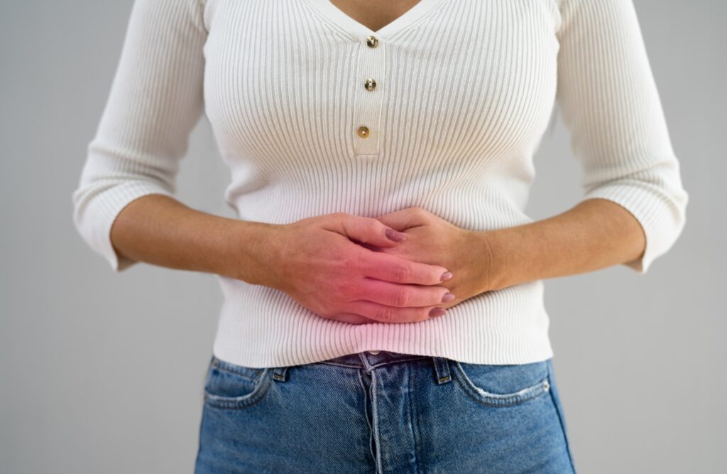 kvinna med problem i magen 1024x667 1